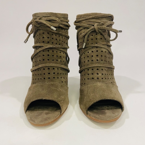 Very Volatile Booties Taupe Suede Open Toe Chunky Heel Boots Size 8 - Picture 5 of 11